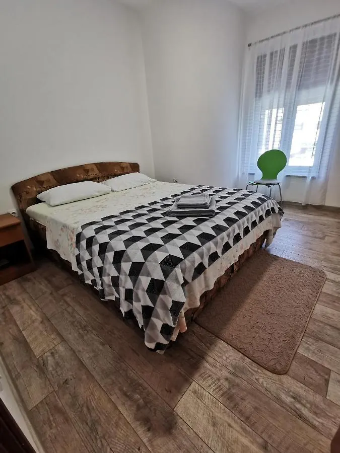 Apartmani I Kamp Turanj-Samuga Apartment